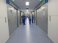 La Audiencia de Barcelona investiga si 10 muertes en el Hospital Vall d'Hebron están vinculadas a recortes