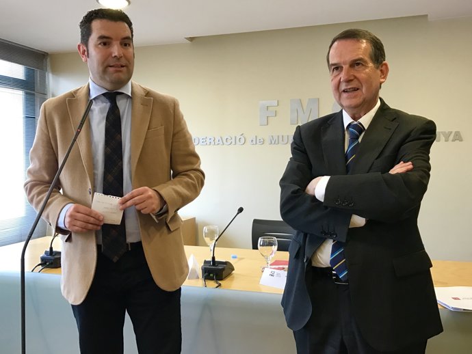 Xavier Amor (FMC), Abel Caballero (FEMP)