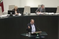 Barbero asegura que abrir nuevos CIEs supone tratar "con más represión" a los que huyen de la "guerra y la hambruna"