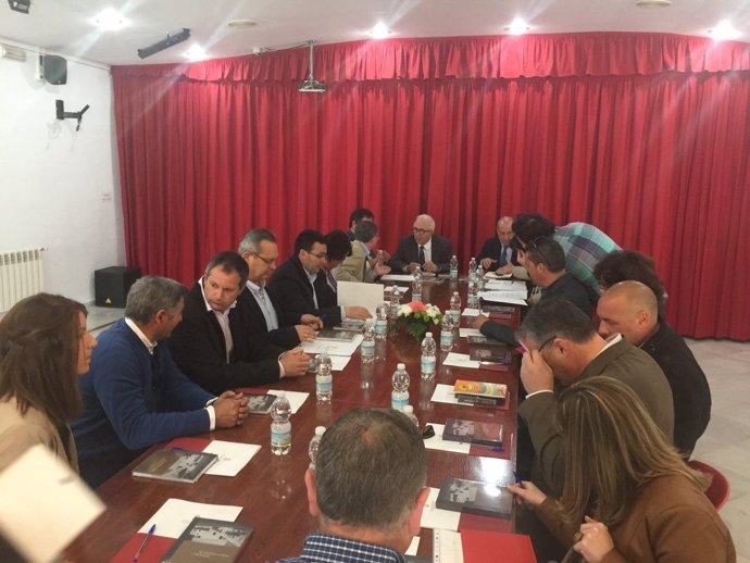 Reunión con alcaldes de la Sierra Norte de Sevilla.