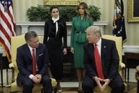 Trump considera "una terrible afrenta para la humanidad" el ataque químico en Idlib