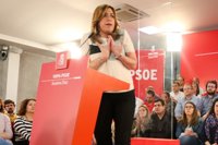 Susana Díaz dice que los presupuestos son "los más dañinos" y pide explicaciones a "los que nos venden la recuperación"