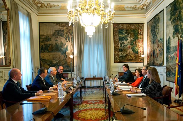 Santamaría y Zoido se reúnen con los presidentes de Ceuta y Melilla 