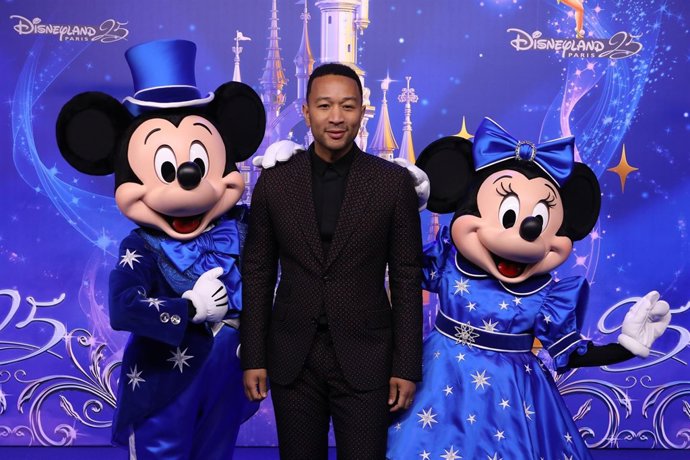 Disneyland Paris cumple 25 años y lo celebra por todo lo alto