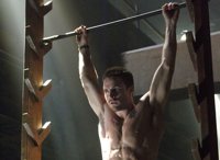 Stephen Amell (Arrow) competirá en American Ninja Warrior