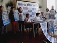 Marea Blanca llama a concentrarse mañana y a poner sábanas en las ventanas contra la "mercantilización" de la sanidad