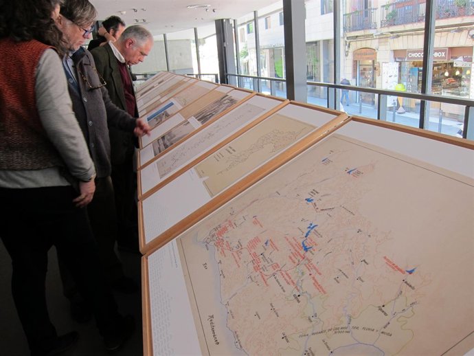  La Exposición 'L'aigua, Xarxes I Arquitectura' Del Coac