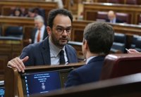 El PSOE rechaza la comparecencia de Rubalcaba en la comisión sobre Fernández Díaz: Podemos busca "llamar la atención"