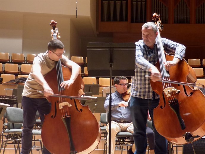 La Orquesta de València estrena en el Palau de la Música 'El gegant de fusta'