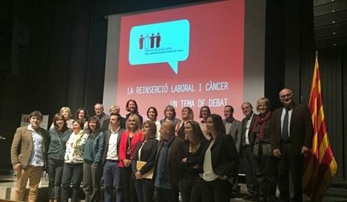 L'Oncolliga impulsa una comissió de treball sobre reinserció després del càncer