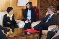 Santisteve se interesa por el Instituto Confucio