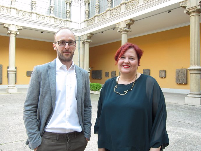 Lara Albuixech y Rafael Gelo, esta tarde en el Museo de Zaragoza