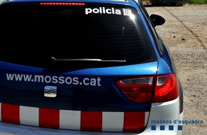Mossos cotxe patrulla 