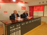Areces (PSOE) carga contra la "burla impuesta" por Foro respecto a la Variante