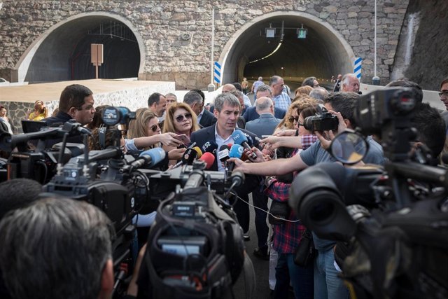 Inauguración del primer tramo de la nueva carretera de La Aldea