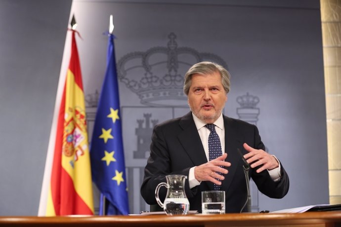Rueda de prensa de Iñigo Méndez de Vigo tras el Consejo de Ministros