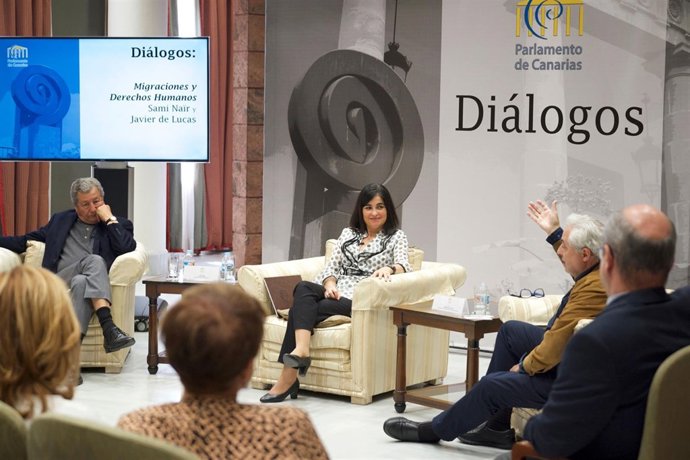 Diálogos en el Parlamento