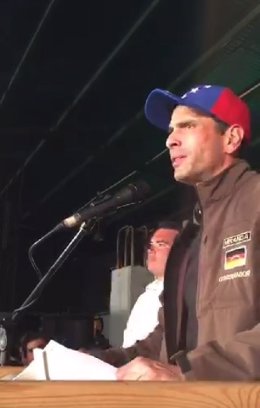 Henrique Capriles da declaraciones a la prensa