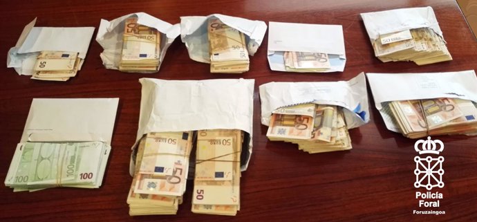 Dinero incautado en la operación