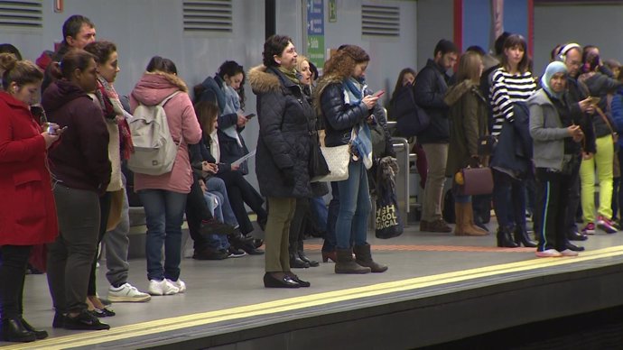 Primera jornada de huelga de metro sin incidentes