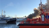 Controlado el incendio de embarcaciones del Puerto de Sant Adrià del Besòs (Barcelona)
