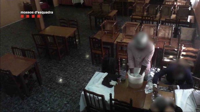 Grup criminal realitzant l'estafa dels bitllets tintats