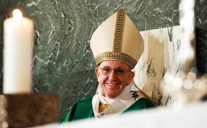 El Papa Francisco celebrando misa