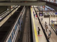 La nueva jornada de huelga en Metro termina con un 72% de trenes circulando y un 13% más de viajeros, según la compañía