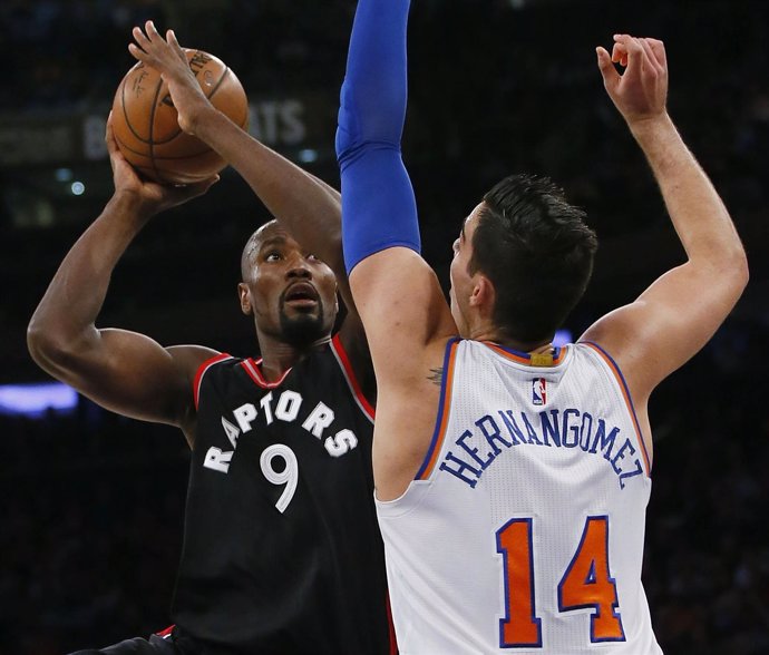 Serge Ibaka y Willy Hernangómez en el NBA: Toronto Raptors - New York Knicks