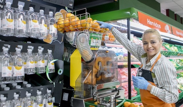 Máquina de zumo de naranja de Mercadona 
