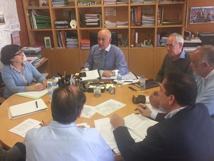 Ortiz con  representantes de la UTE San Esteban