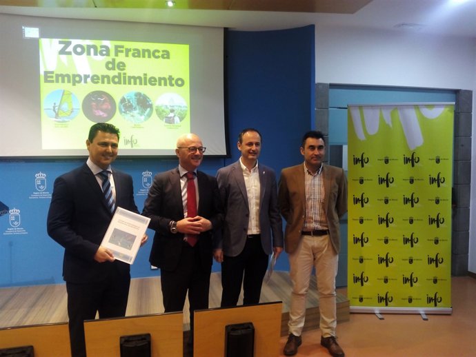 Juan Hernández presenta el proyecto Zonas Franca