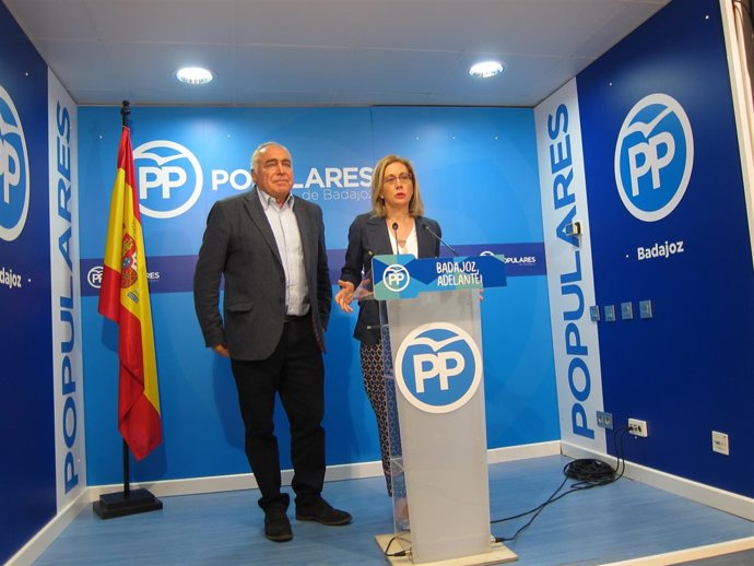 Teresa Angulo y Pedro Acedo                      