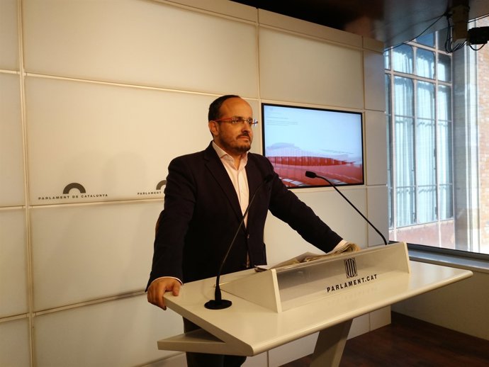 El portaveu del PP al Parlament, Alejandro Fernández