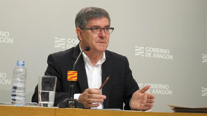 El consejero de Presidencia de Aragón, Vicente Guillén