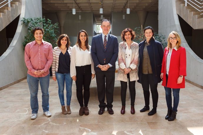 Representantes de la UPNA y la Universidad de Navarra