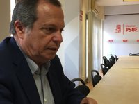 Carlos César admite que Luis de Guindos tendría el apoyo de Portugal para presidir el Eurogrupo