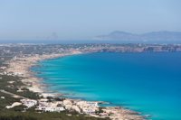 Formentera, Ibiza y Menorca, los destinos españoles con las tarifas más altas en 2016