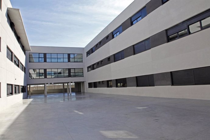 Patio del colegio Juan Pablo II en Alcorcón