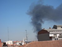 Incendio en un taller de neumáticos de Valladolid