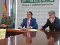 Un programa reducirá el tiempo de espera en consulta de unos 110.000 extremeños con necesidades sanitarias "especiales"