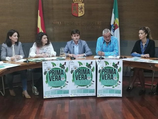 Presentación de la XII Primavera en la dehesa 