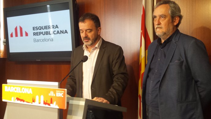 El líder d'ERC a Barcelona, Alfred Bosch, al costat de Jordi Coronas