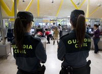 La Guardia Civil recomienda ser cuidadoso con la privacidad en las redes sociales sobre los viajes de Semana Santa