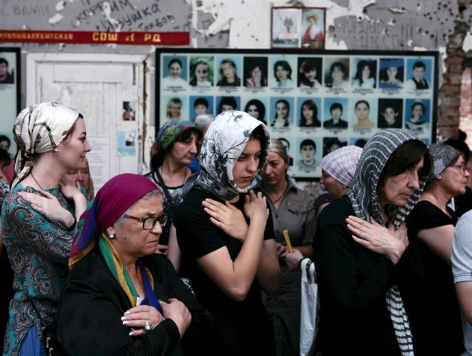Ceremonia fúnebre en memoria de las víctimas de la matanza de Beslán