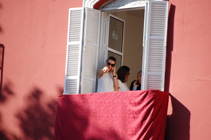 Mar Flores disfruta de la Semana Santa de Sevilla