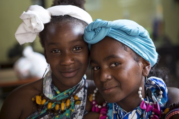 Adolescentes ecuatorianas afrodescendientes.