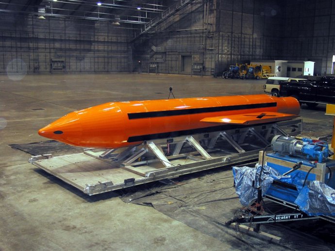Bomba MOAB