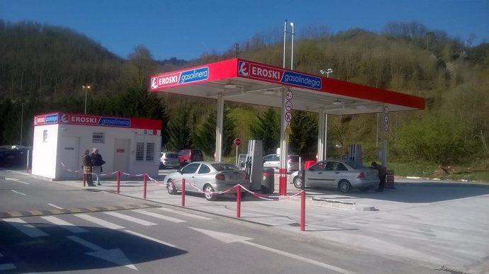 Nueva gasolinera de Eroski.