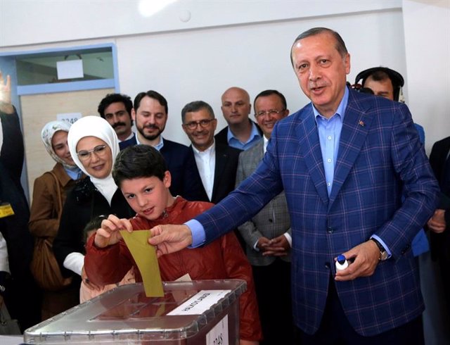Papeletas del referéndum turco